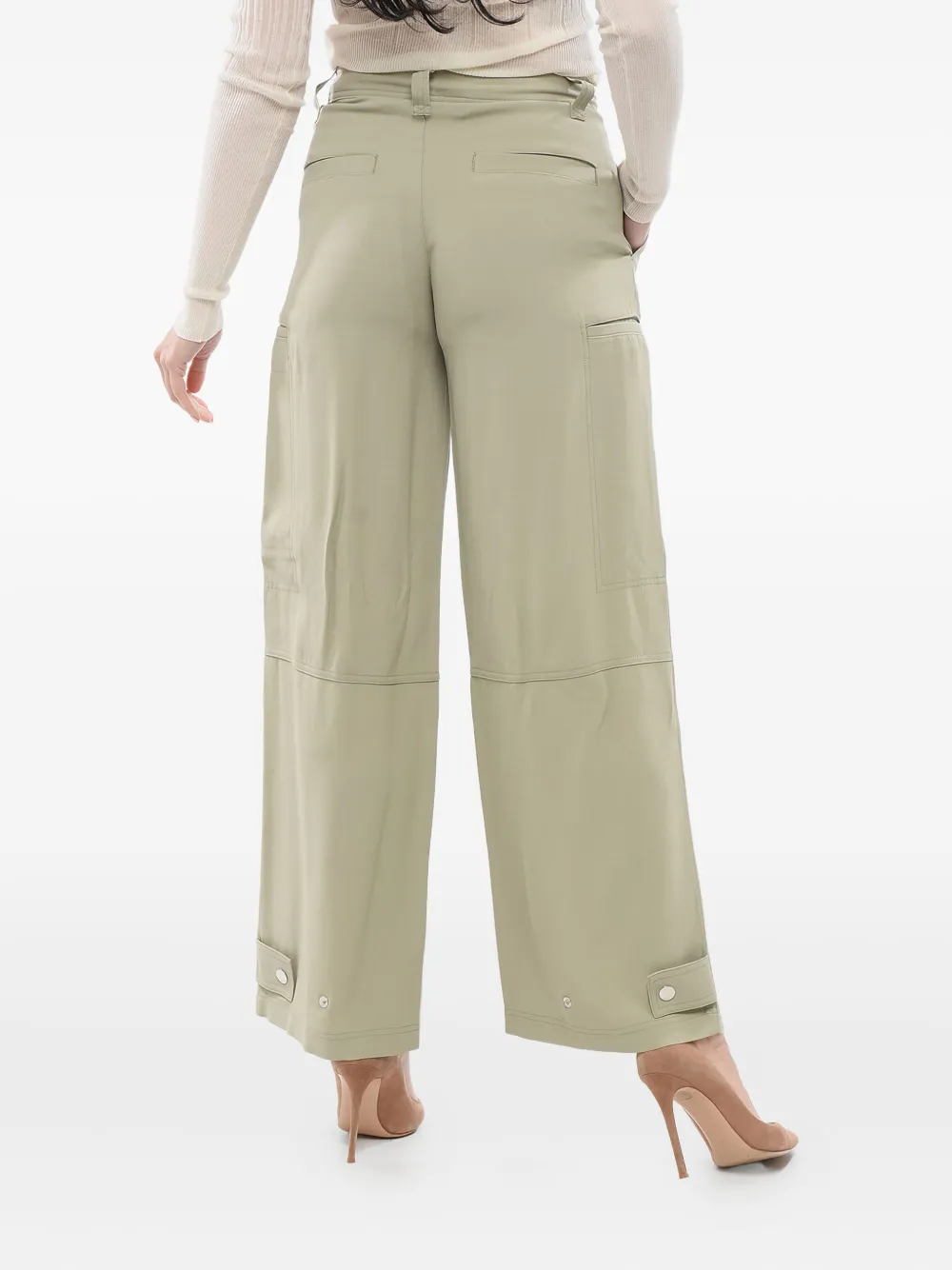 AMI Paris pleated flared trousers Groen