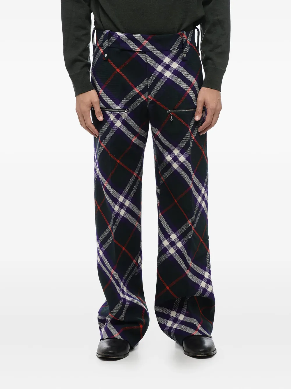 Burberry checked-pattern trousers | Pantalones rectos y con corte regular | Image 2