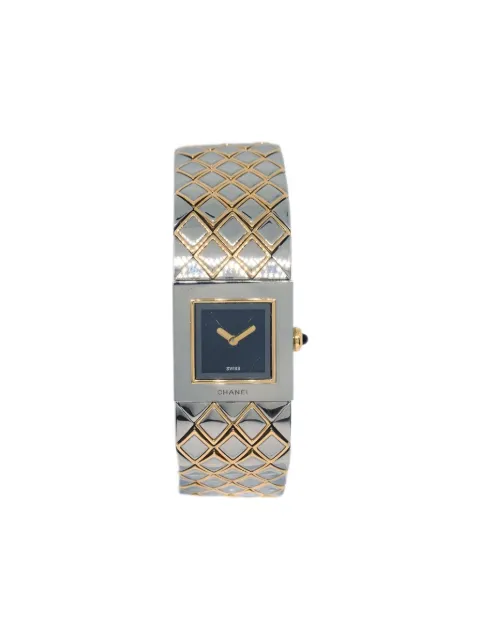 CHANEL Pre-Owned ساعة 'ماتولاسيه' 18 ملم من عقد التسعينيات-الألفينيات