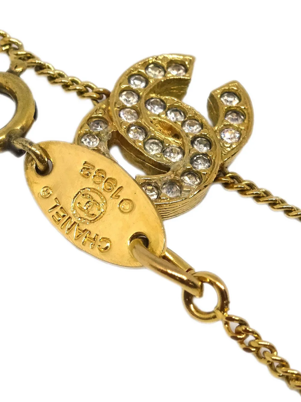 Pre-owned Chanel 1982 Cc Chain Bracelet In Gold
