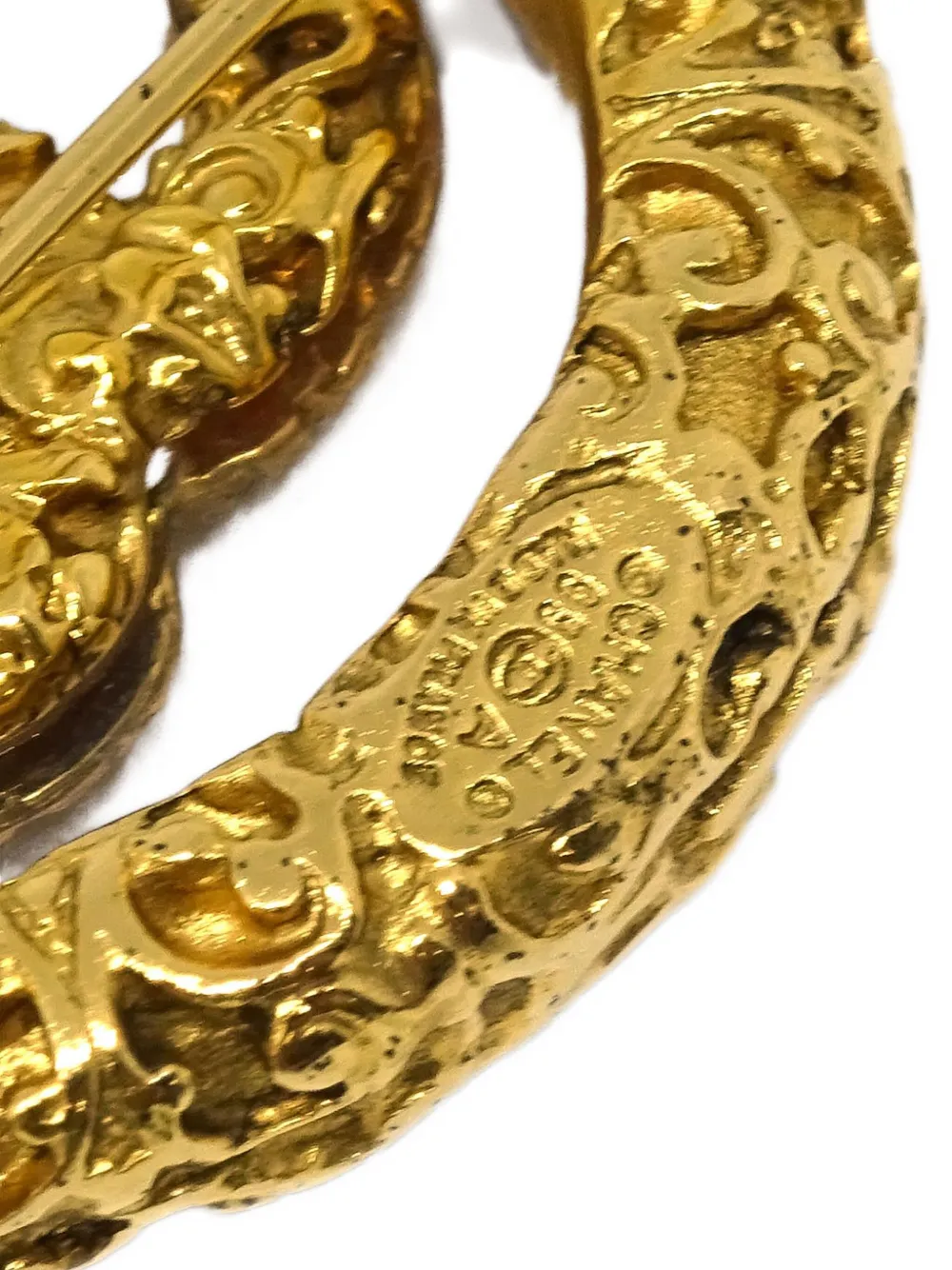 Pre-owned Chanel 1993 Medallion Brooch
