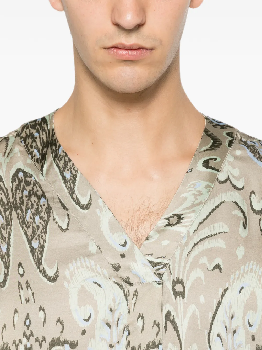 Low Brand Overhemd met paisley-print en V-hals Beige