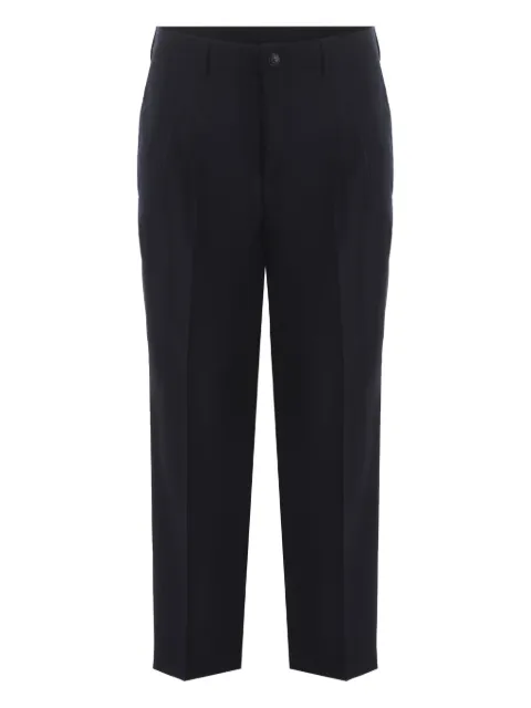Costumein Hose mit Falten