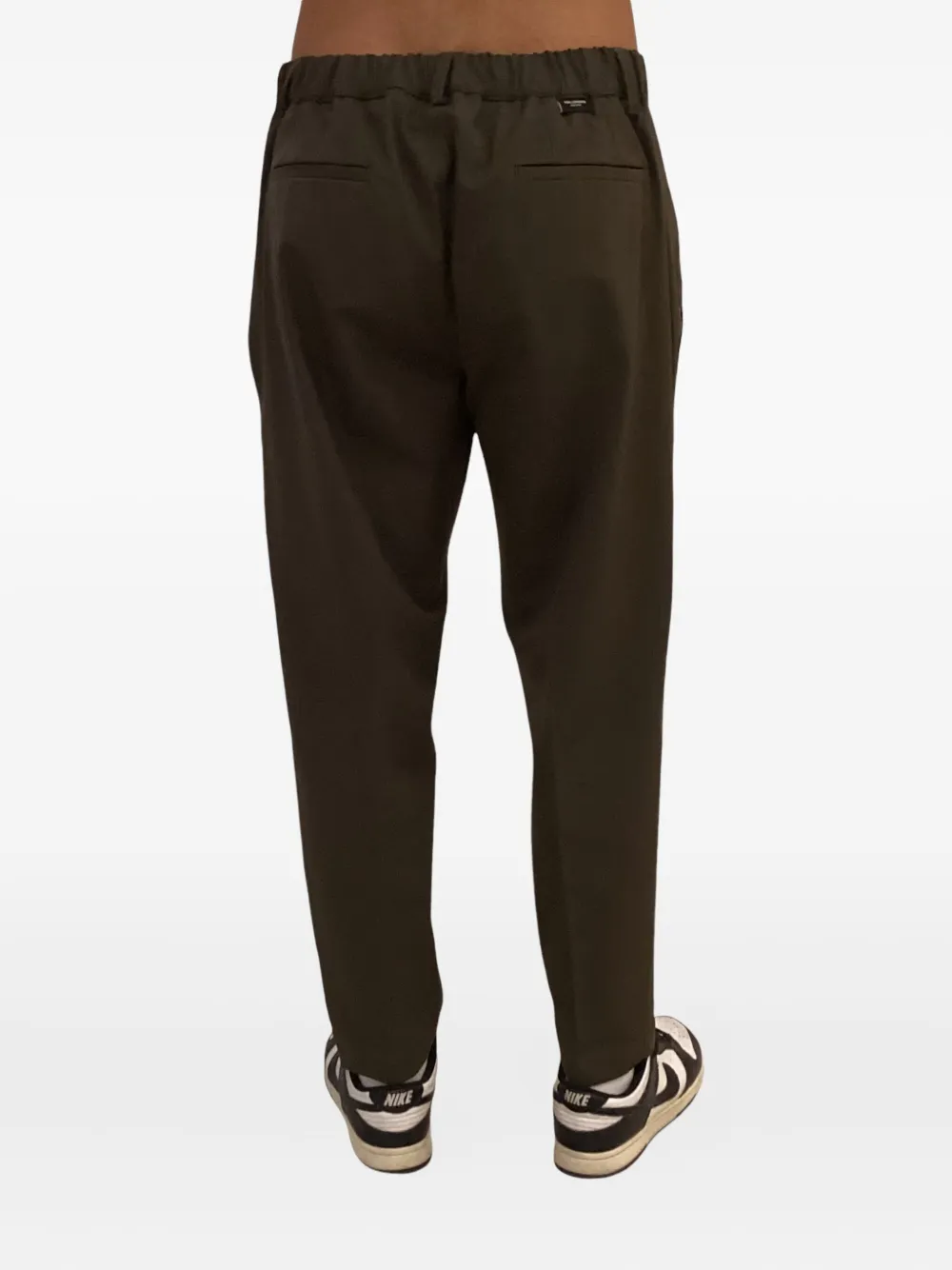 YES LONDON rear elasticated-waistband trousers - Groen