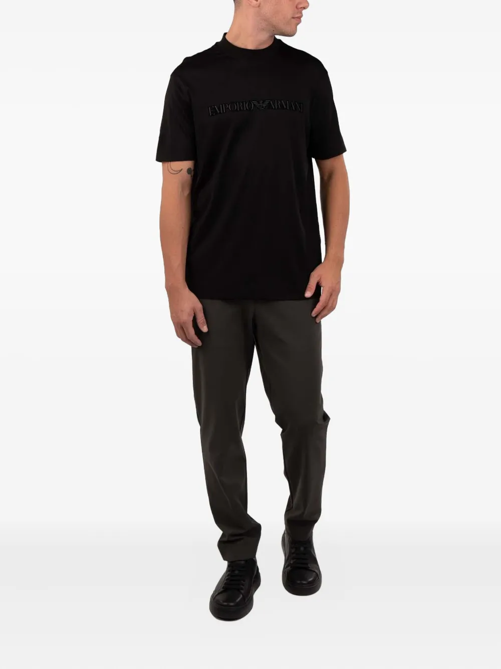 Emporio Armani embossed logo t-shirt Zwart