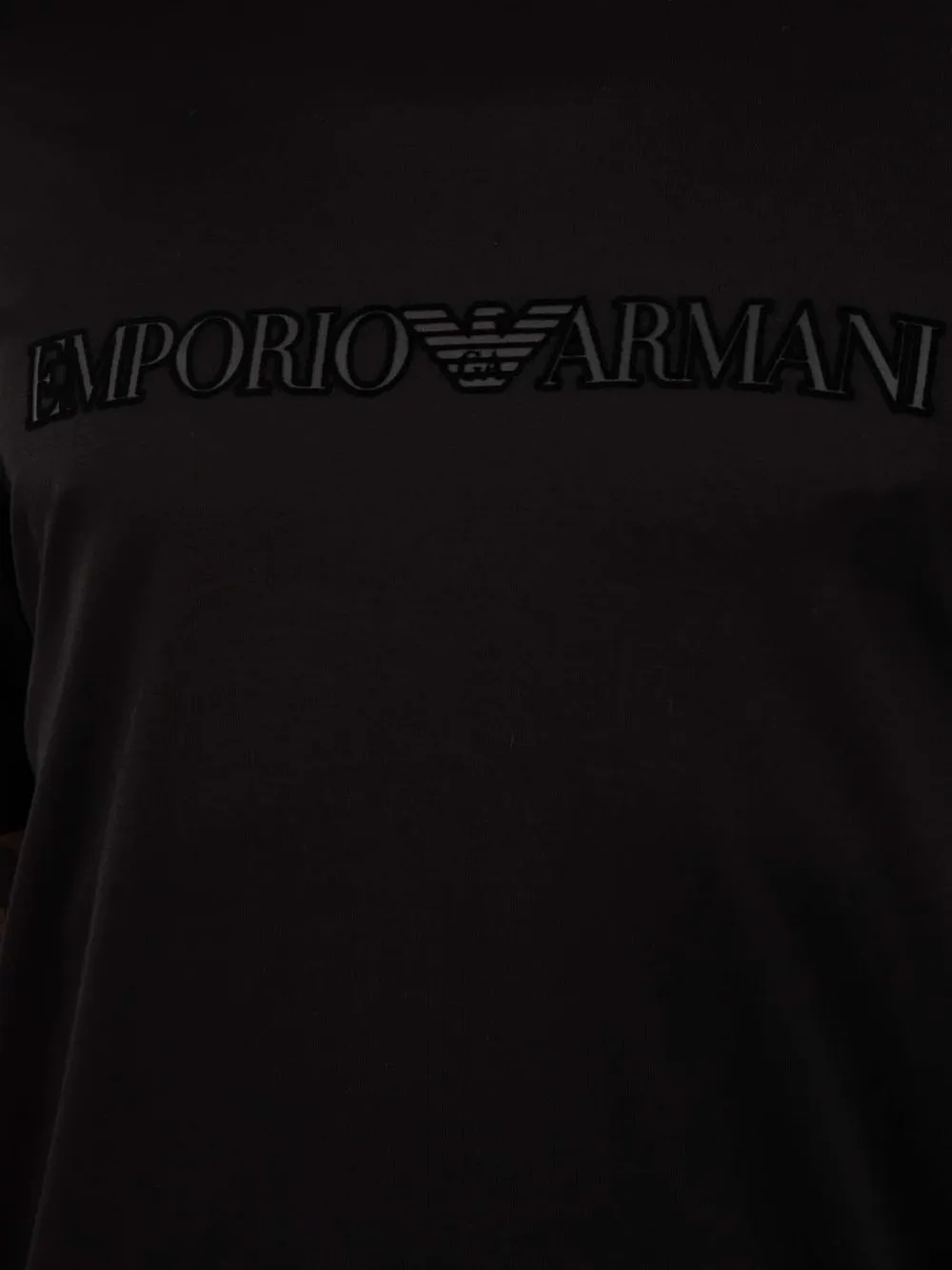 Emporio Armani embossed logo t-shirt Zwart