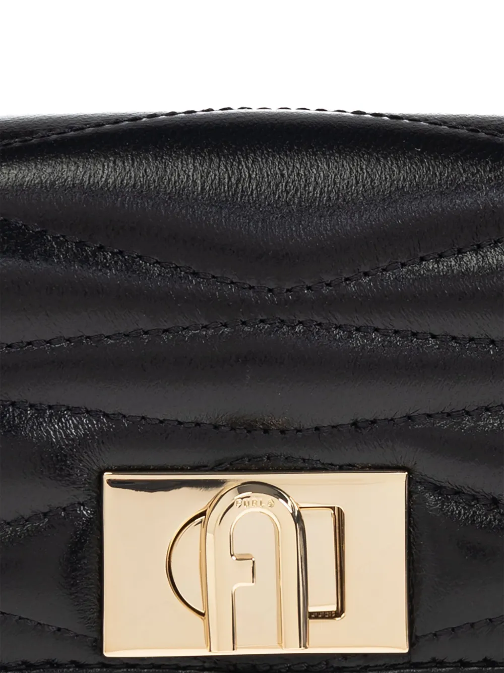 Furla quilted clasp wallet Zwart
