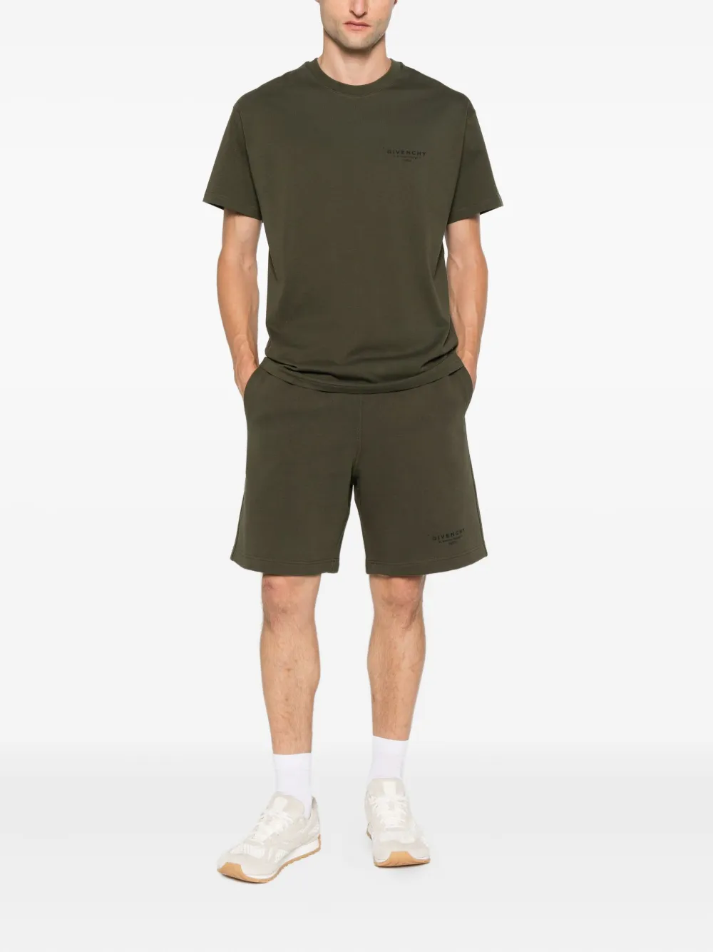 Givenchy logo-print cotton T-shirt Groen