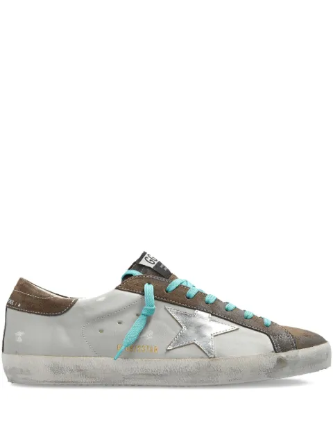 Golden Goose سنيكر 'سوبر ستار' بتصميم ممزق