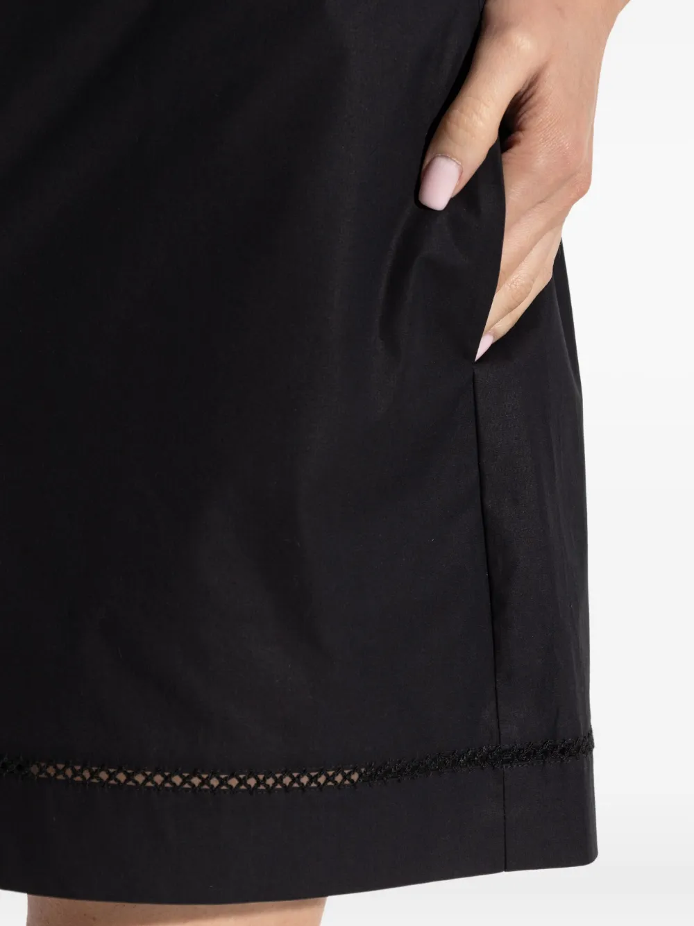 Theory Popeline shorts met ringlets Zwart