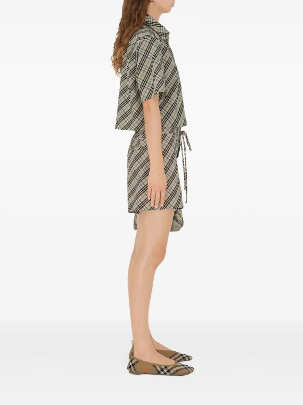 Burberry Geruite shorts Beige