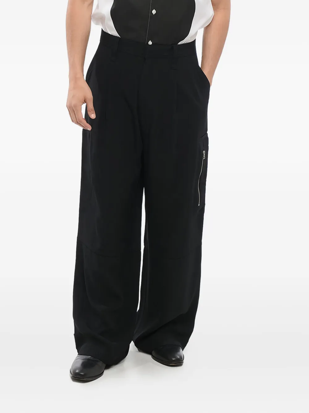 AMI Paris pleated zip-pocket trousers Zwart