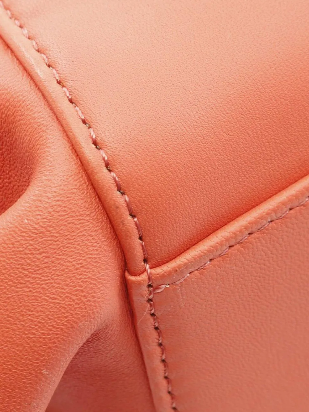 Fendi Pre-Owned 2009-2024 Mini Bicolor Nappa Waves Peekaboo Iconic satchel | Pre-Owned | Image 2
