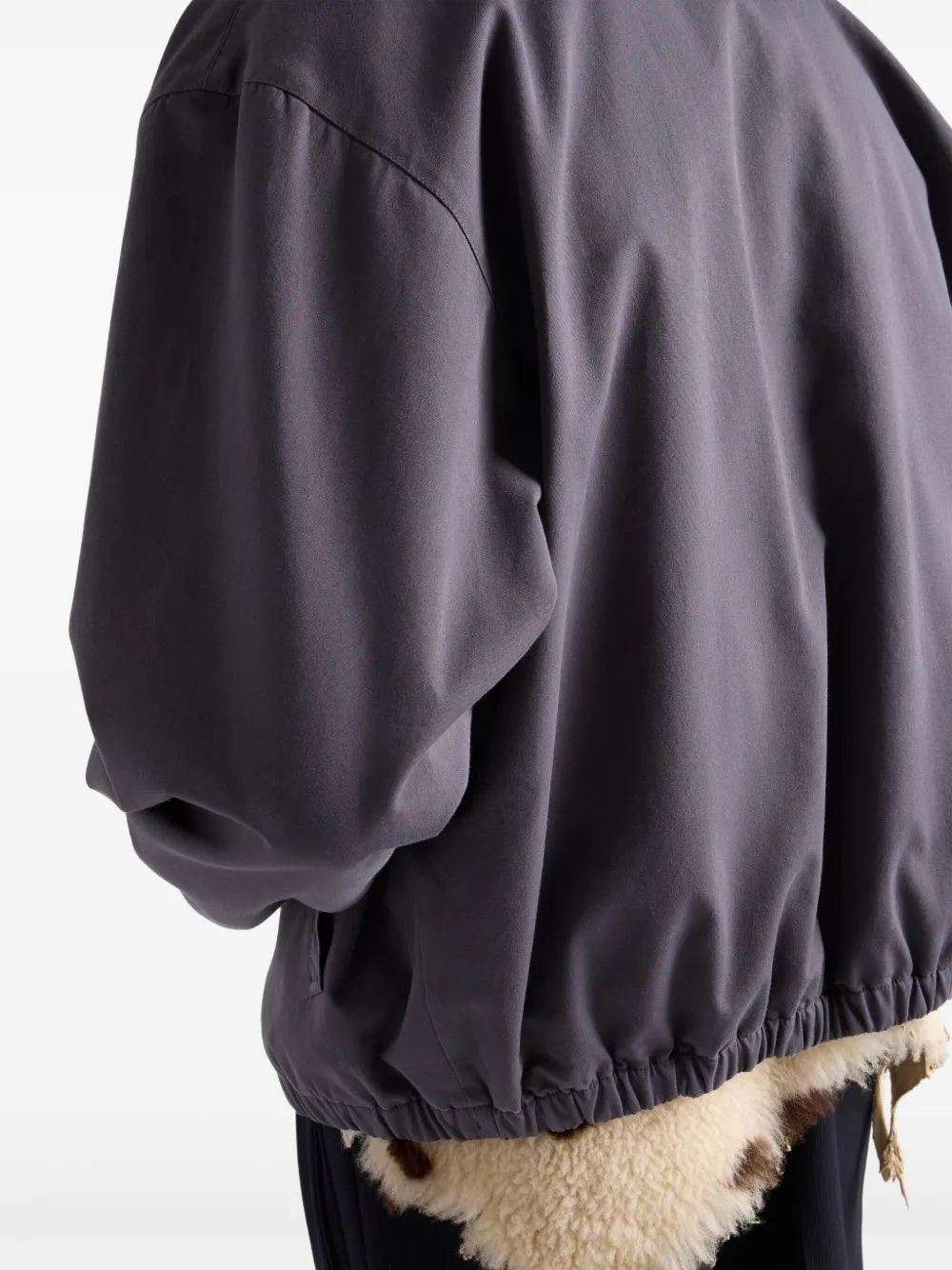 Prada Jack met geborduurd logo Grijs