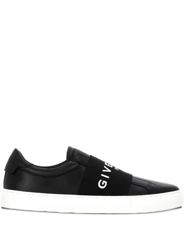 【送料&関税込】Givenchy Black City Sport Sneakers With Prin $_12.JPG?set_id=880000500F