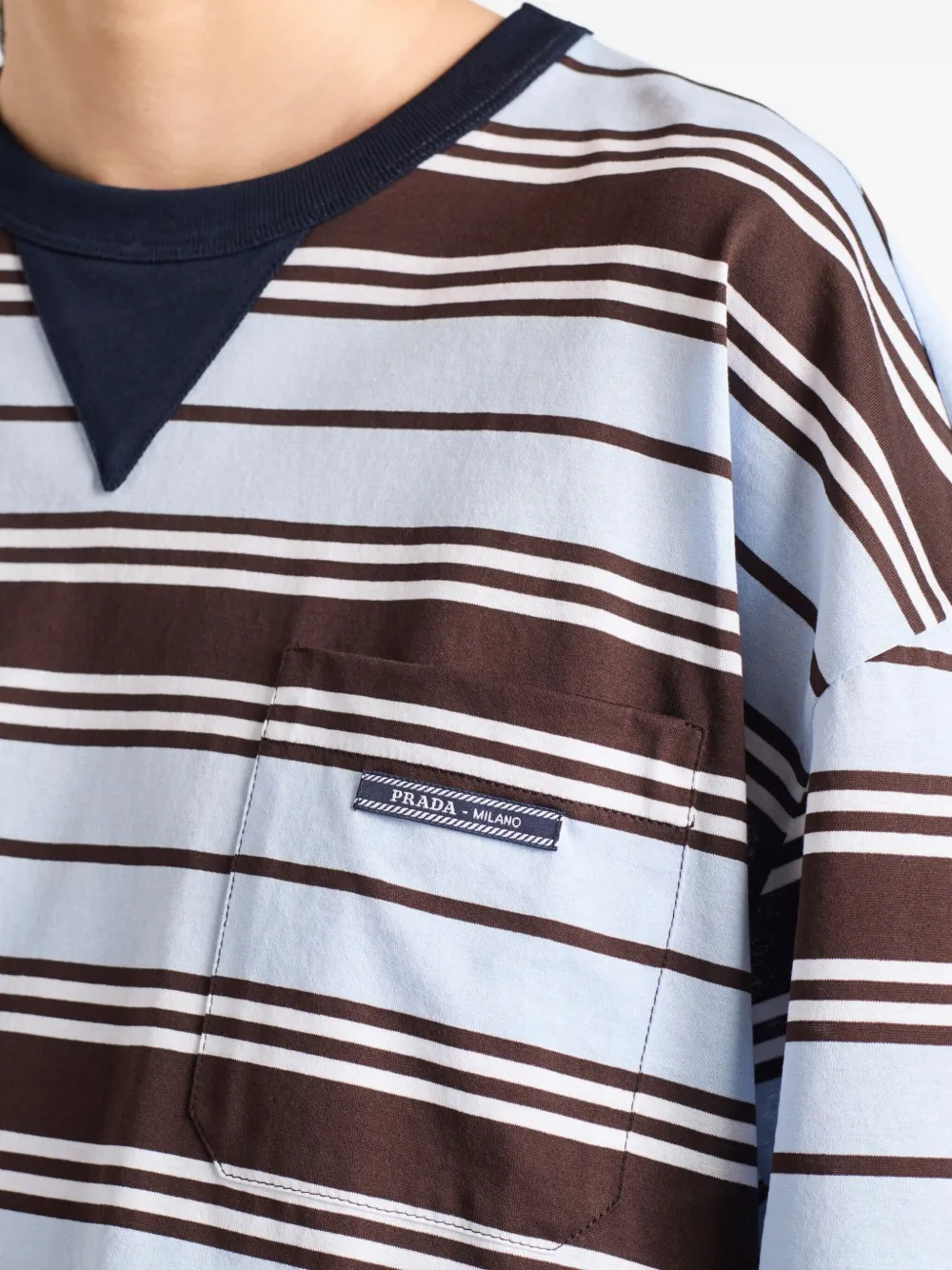 Prada Gestreept T-shirt Bruin