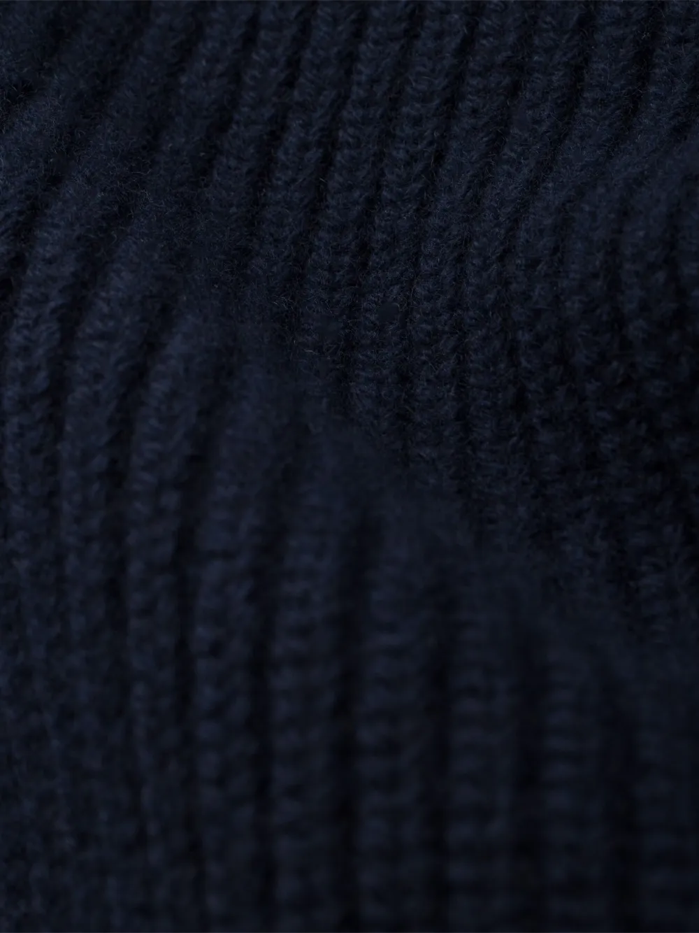 Prada Bivakmuts met triangel logo - Blauw