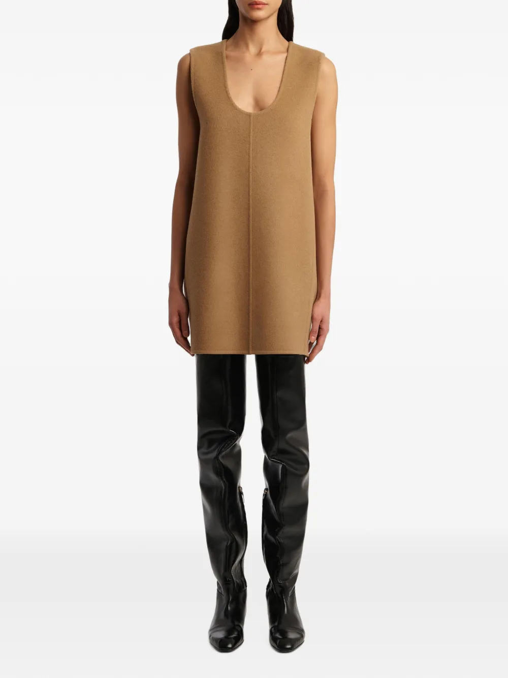 KHAITE Mouwloze jurk Beige