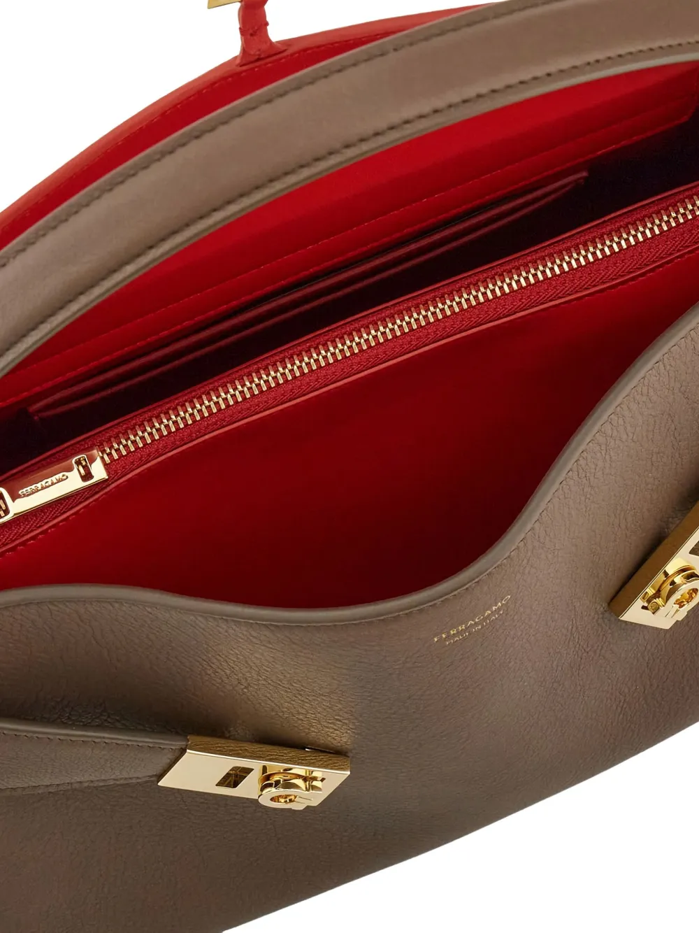 Ferragamo Tas met gespdetail en handgreep Bruin