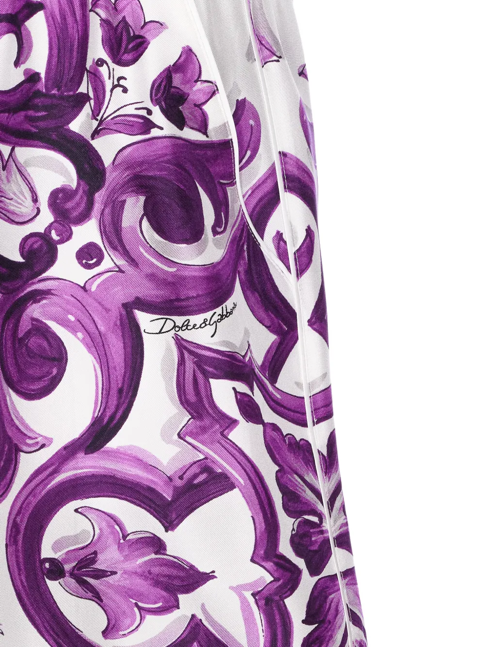 Dolce & Gabbana Majolica-print elasticated-waist shorts Paars