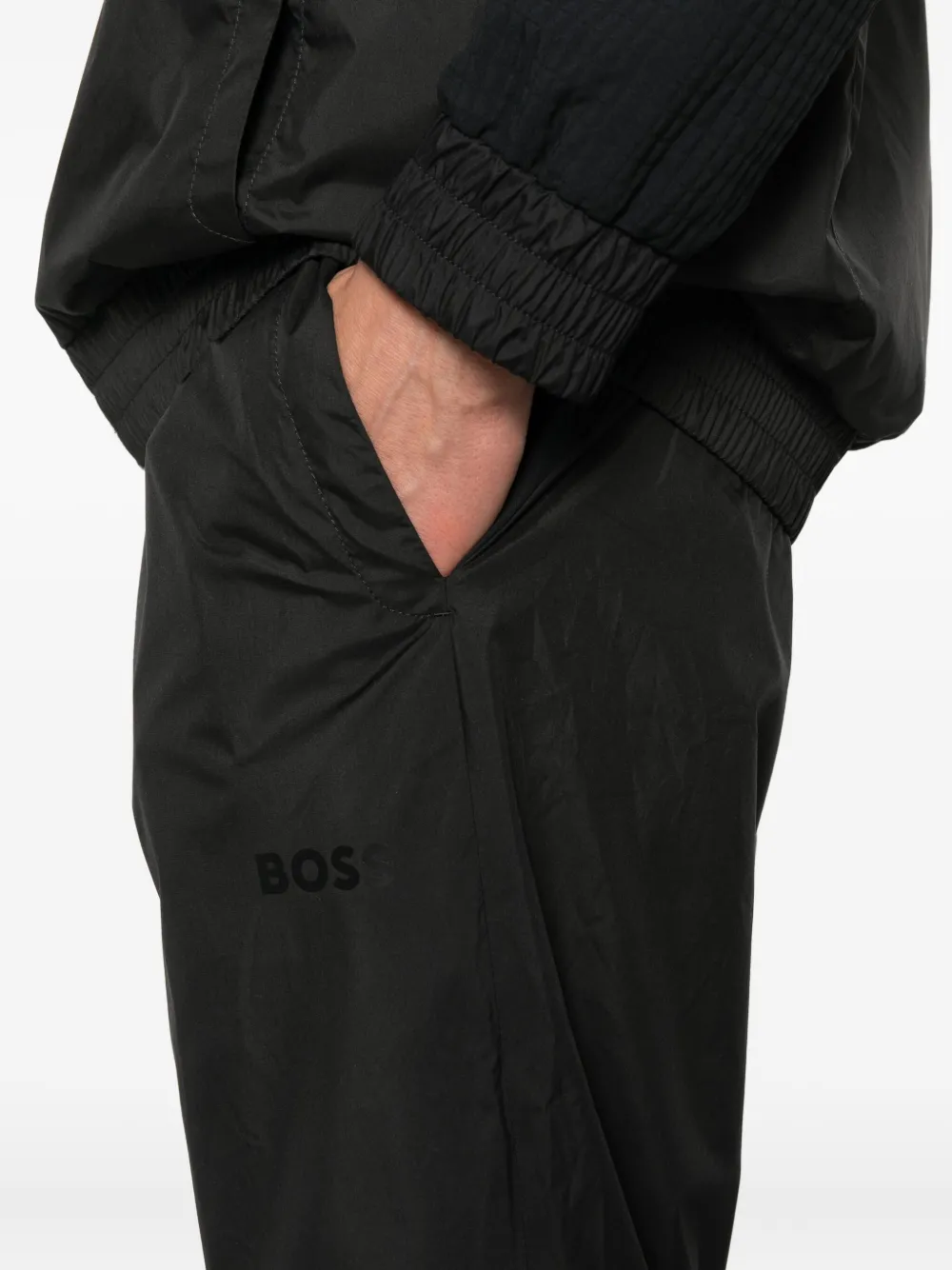 BOSS panelled zip-fastening trousers Zwart