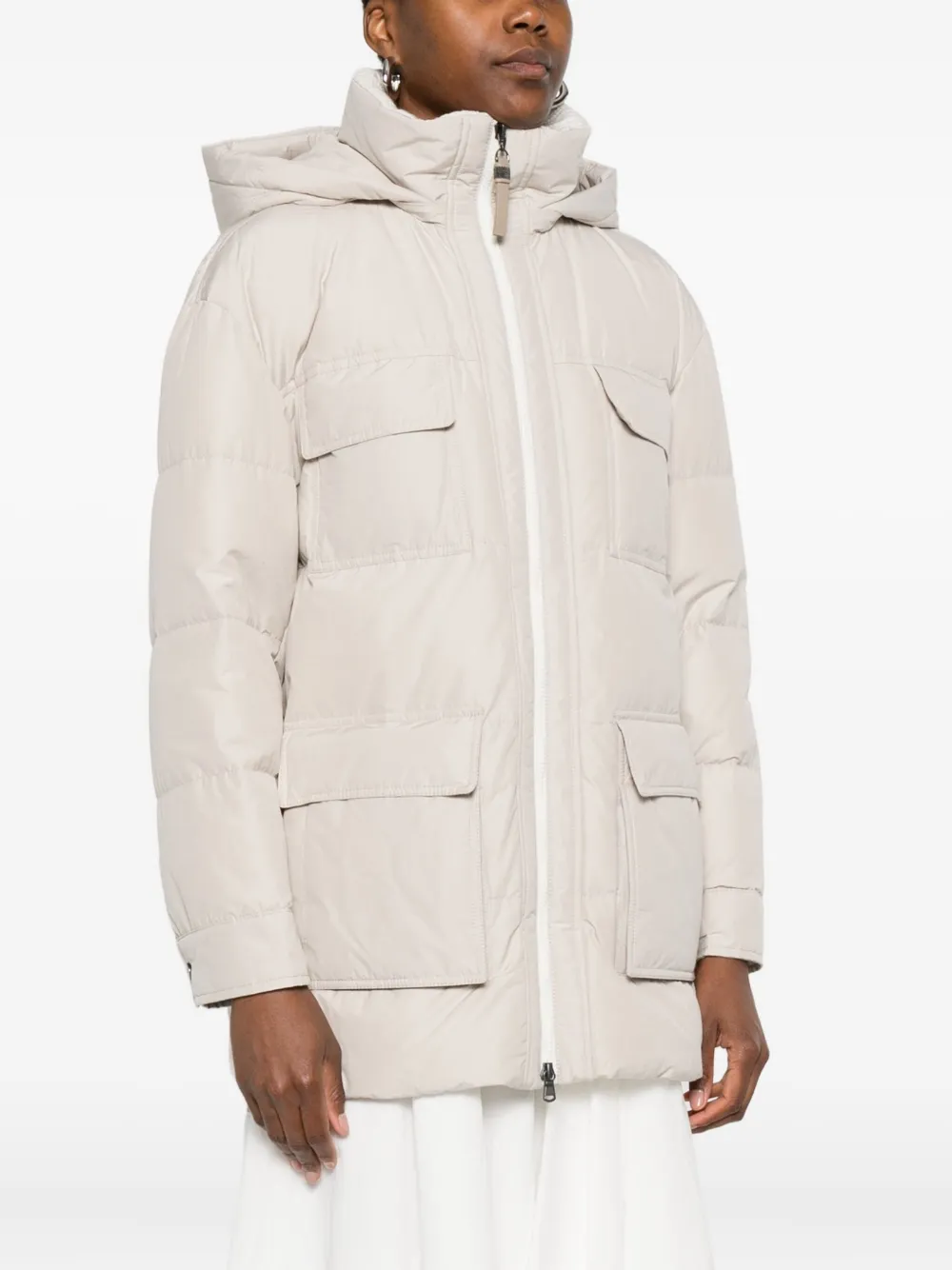 Brunello Cucinelli Donsjas met klepzak en capuchon Beige
