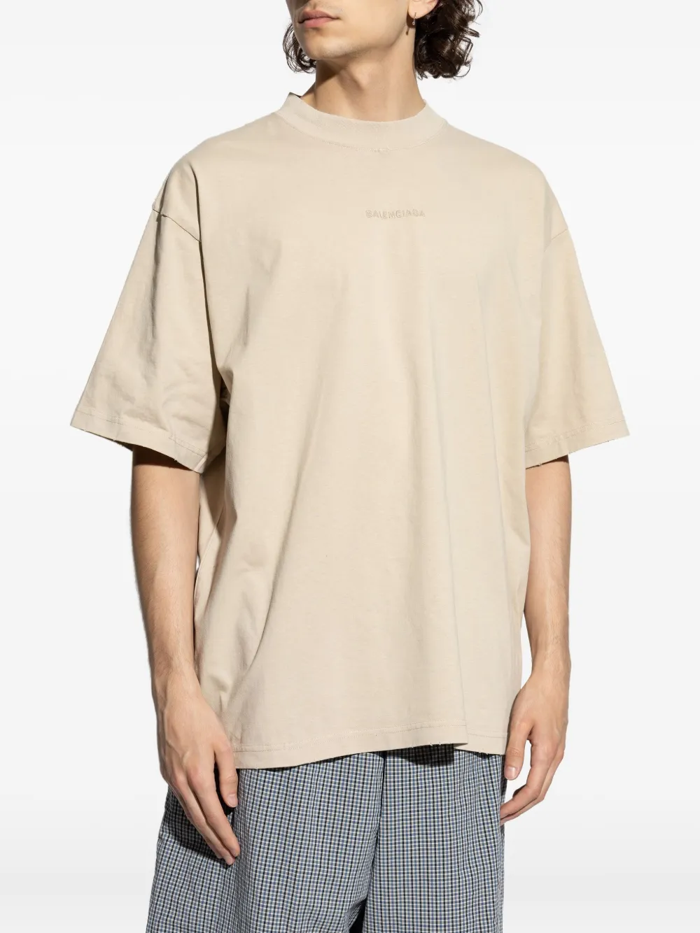 Balenciaga T-shirt met geborduurd logo Beige
