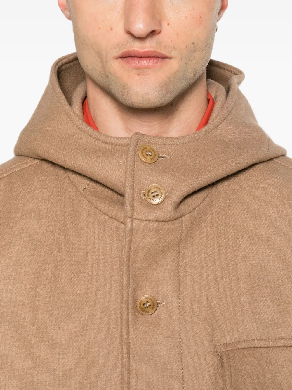 Ih Nom Uh Nit Jas met capuchon en klepzak Beige
