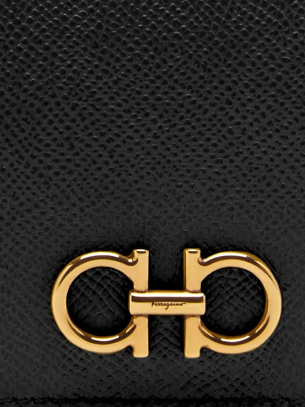 Ferragamo Gancini calfskin wallet Zwart