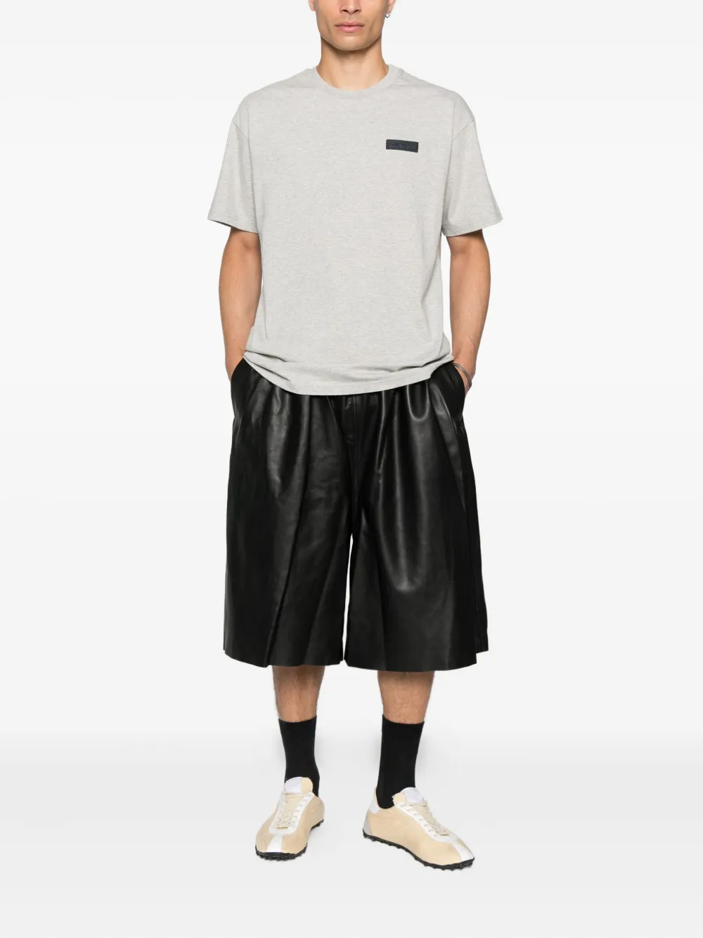 Givenchy logo-plaque cotton t-shirt Grijs