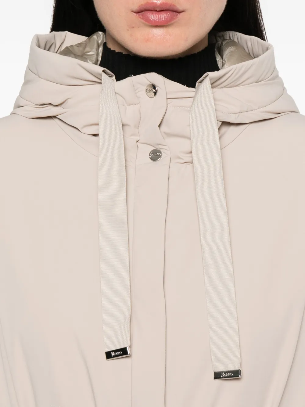 Herno Jas met capuchon en ceintuur Beige