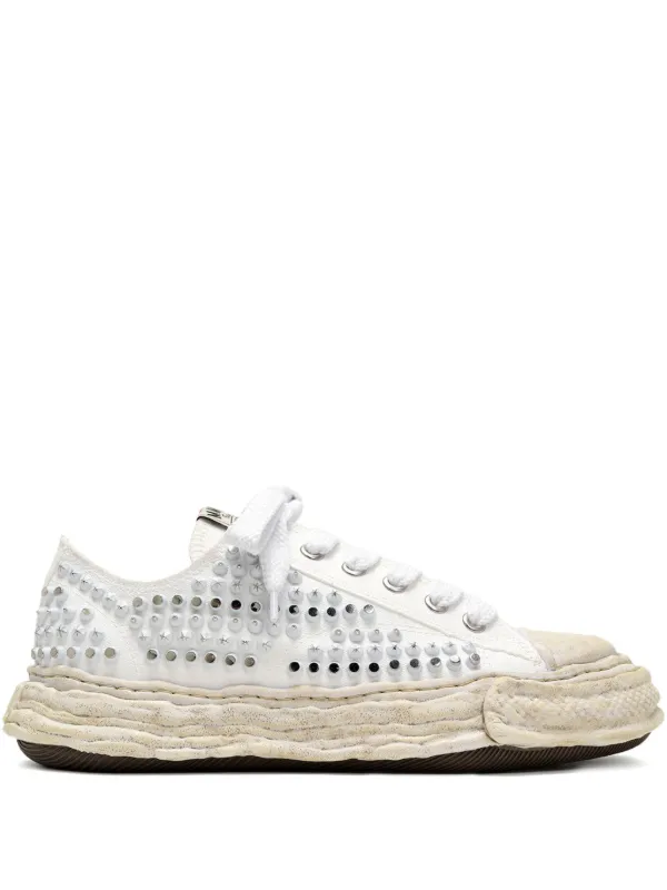 Maison MIHARA YASUHIRO スタッズ スニーカー | ホワイト | FARFETCH JP