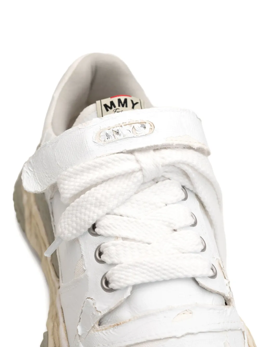 Maison MIHARA YASUHIRO Keith sneakers met veters en gescheurde film Wit