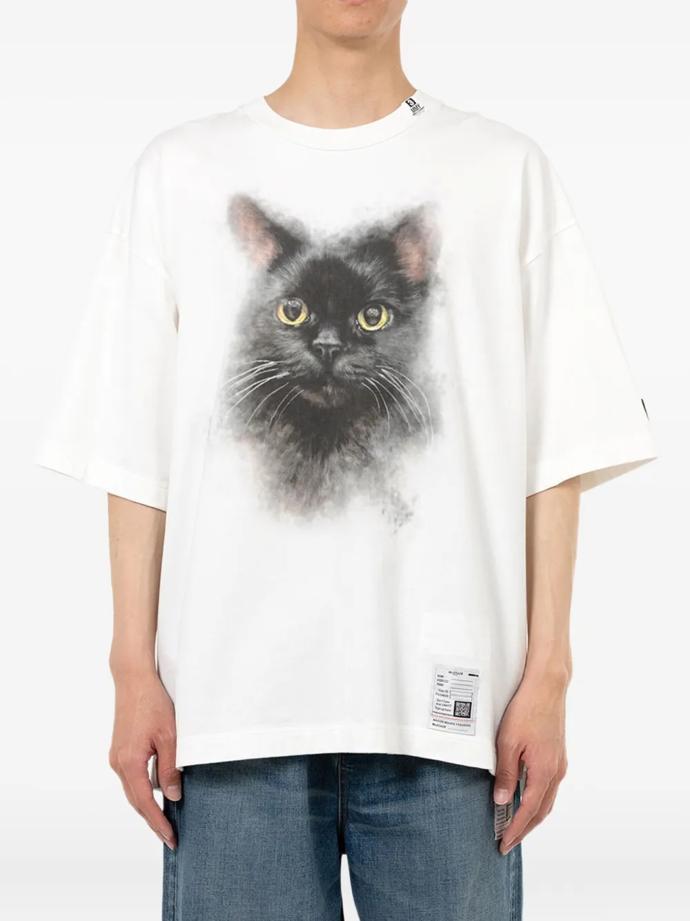 Maison MIHARA YASUHIRO T-shirt met tekst en kattenprint Wit