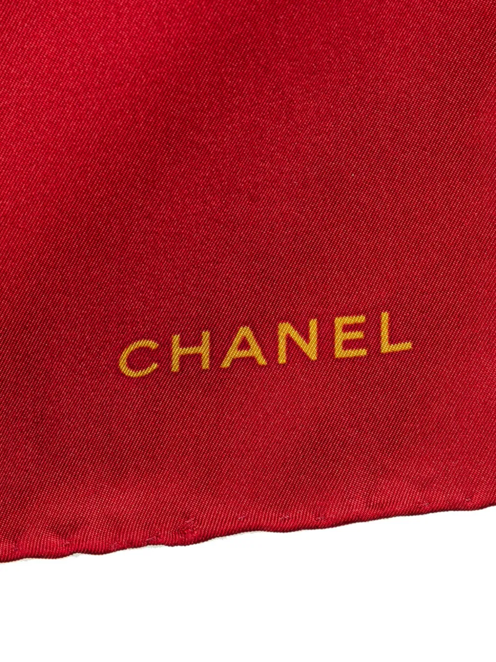 Pre-owned Chanel 20th Century Cc Jewel And Chain Print Silk Scarf Scarves