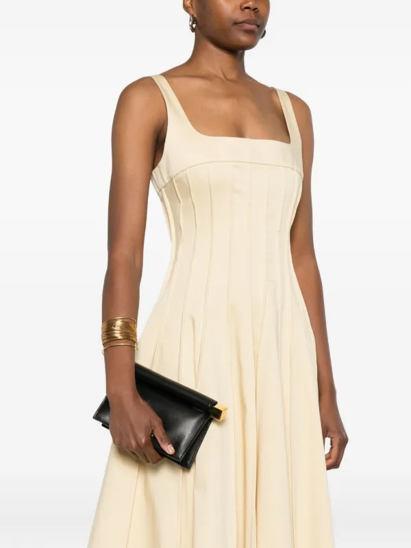 Jacquemus The Small Rond Carré Clutch Bag | Black | FARFETCH CA Jacquemus The Small Rond Carré Clutch Bag | Black | FARFETCH CA