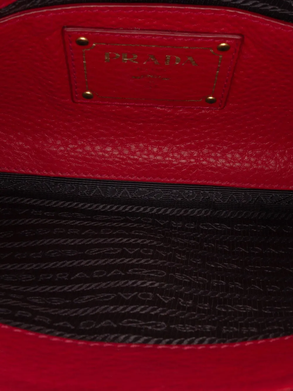 Pre-owned Prada 2000-2024 Vitello Daino Crossbody Bag In Red