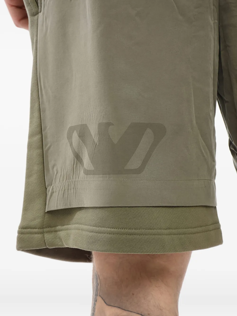 Giorgio Armani Shorts met trekkoord Groen