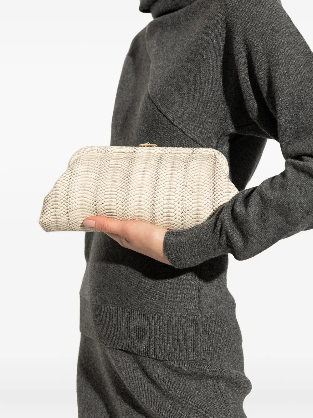 Jimmy Choo Skylar chain-strap clutch bag | Image 2