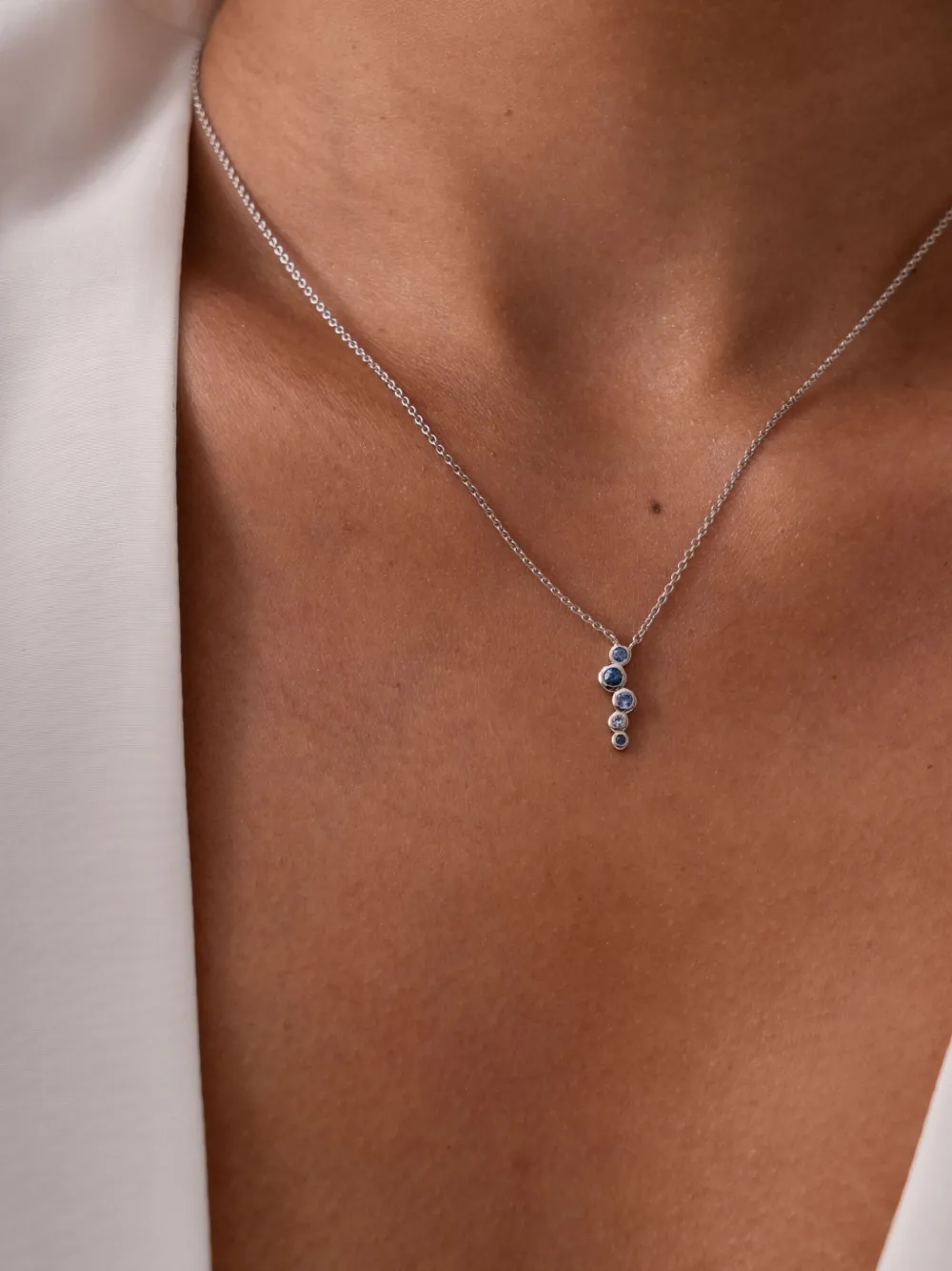 DOWER AND HALL 18kt white gold Cascade apphire and aquamarine necklace | Image 2