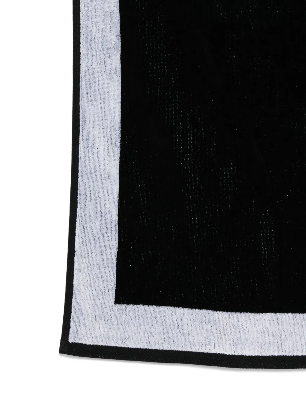 Moschino Logo-jacquard Beach Towel In Black