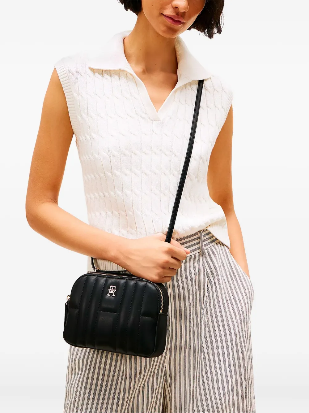 Tommy Hilfiger quilted logo-plaque shoulder bag | Image 2