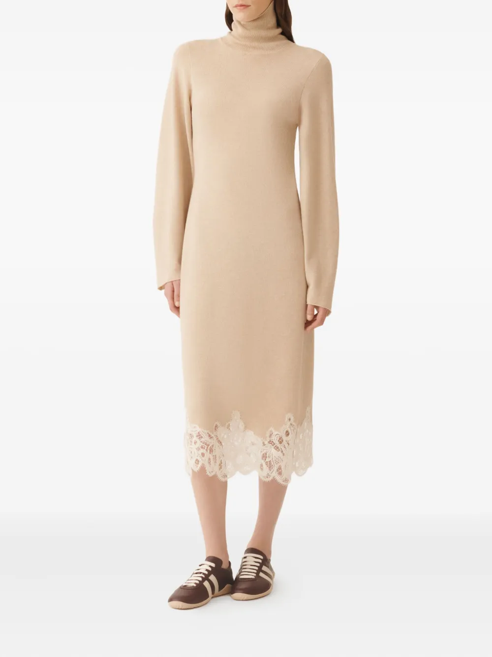 Fabiana Filippi Jurk met col en kant Beige
