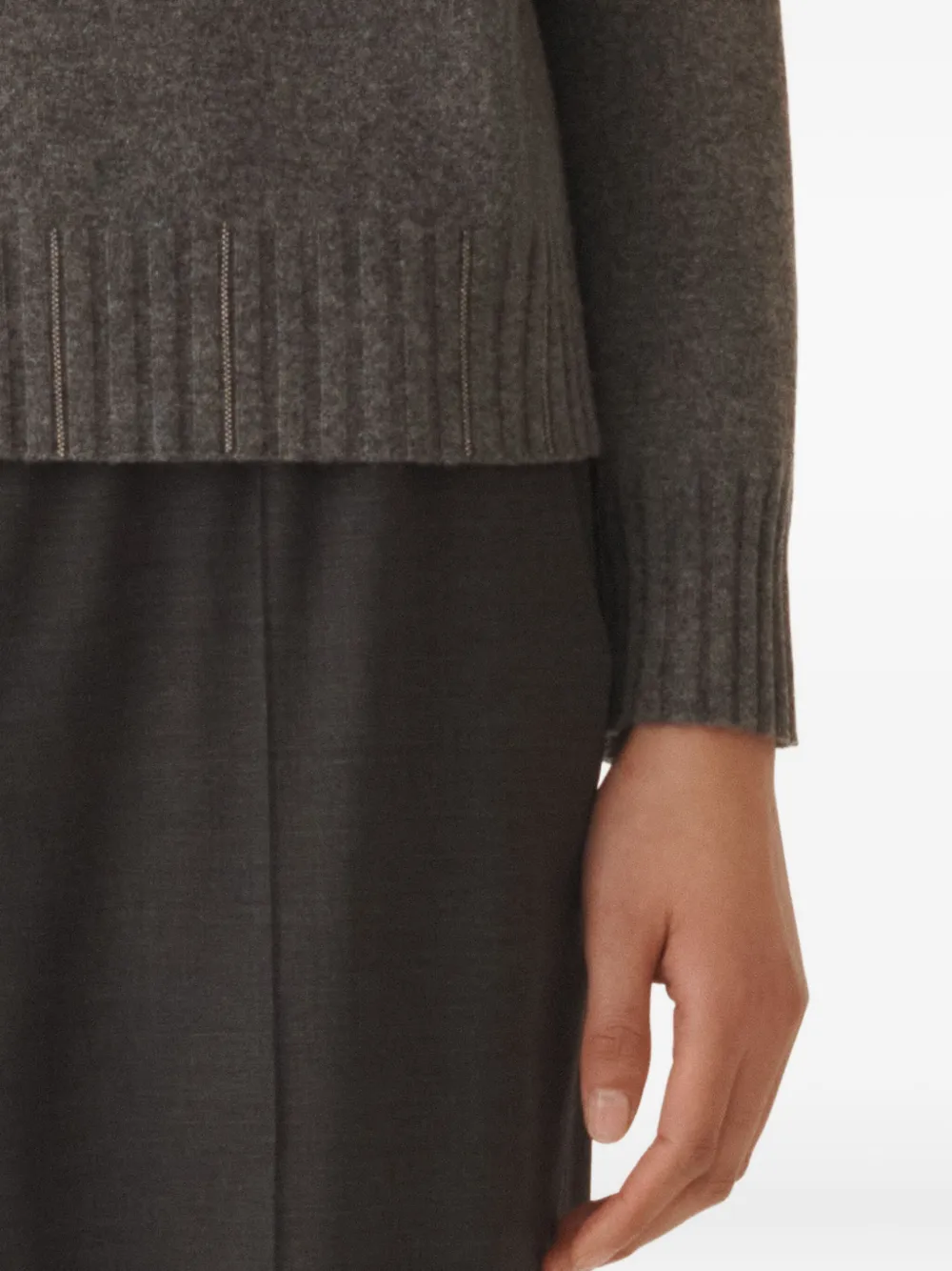 Fabiana Filippi Trui met V-hals en geribbelde afwerking Grijs