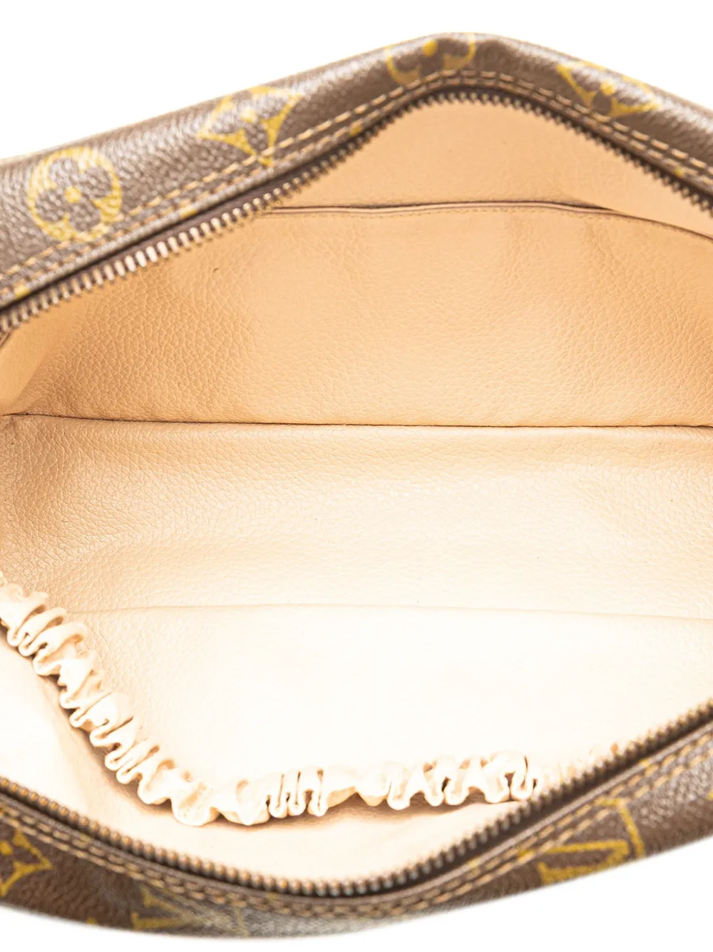 Pre-owned Louis Vuitton 1982 Monogram Trousse Toilette 28 Clutch Bag