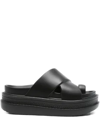 sacai