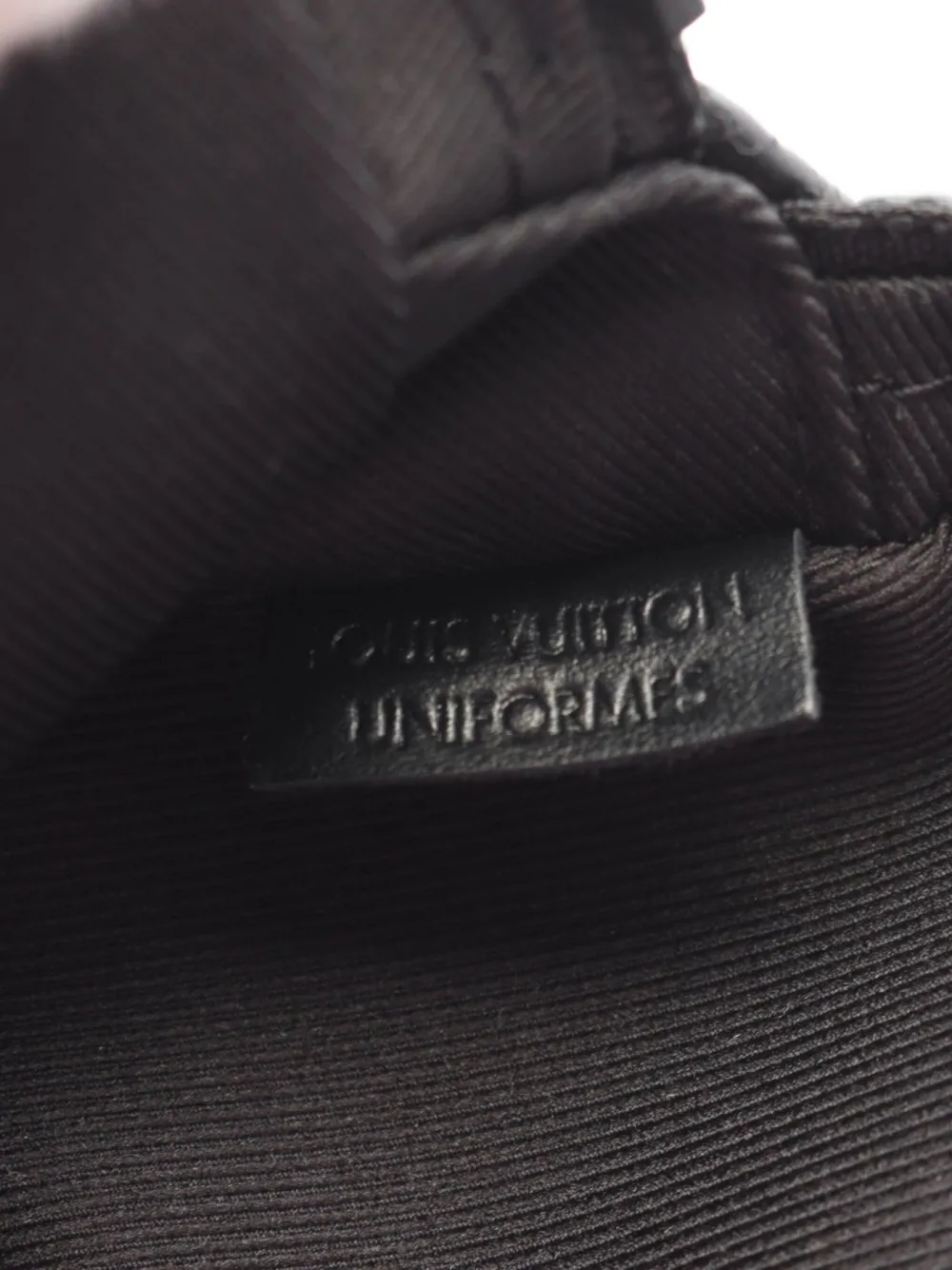 Louis Vuitton Pre-Owned 2019 Volga belt bag | Pre-Owned | Image 2