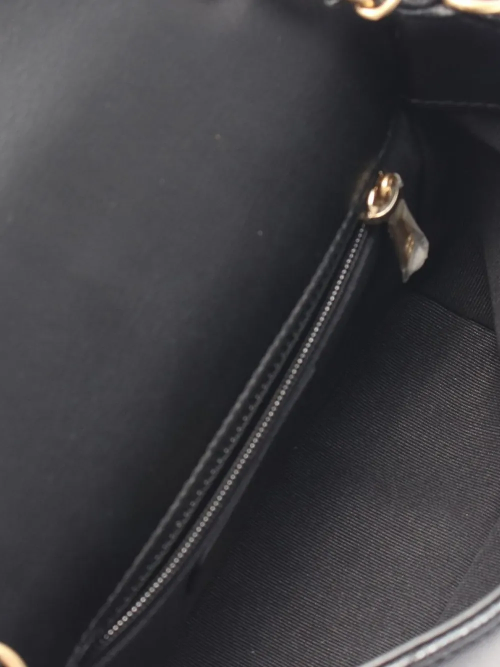 2021s Quilted Chain Shoulder Bag