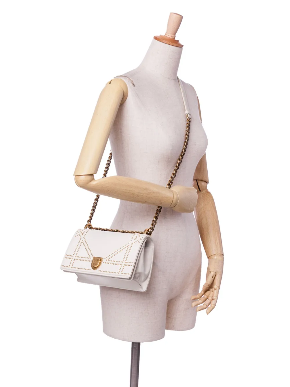 Christian Dior Pre-Owned 2018 Small Lambskin Studded Diorama Flap crossbody bag | Pre-Owned | Image 2