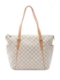 Louis Vuitton Pre-Owned 2009 Totally MM tote bag - White